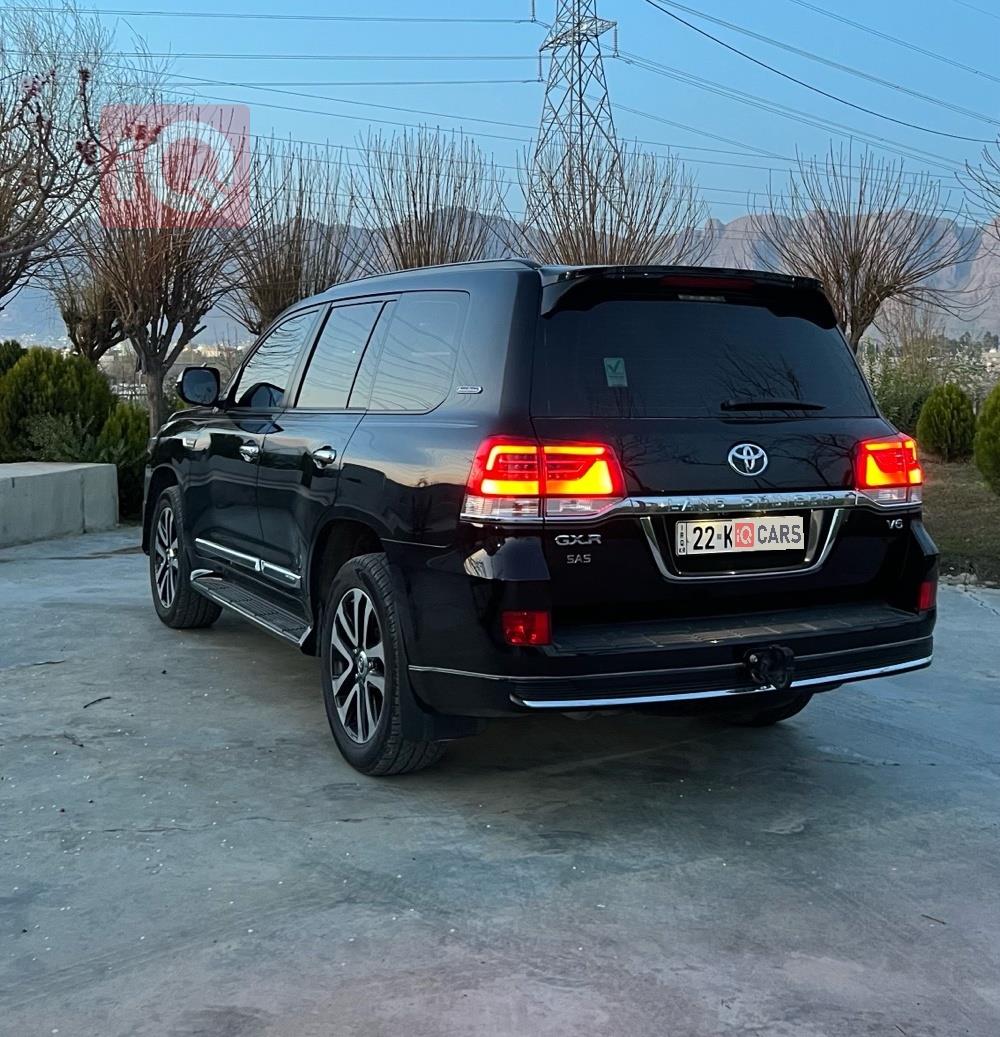 تويوتا لاندكروزر